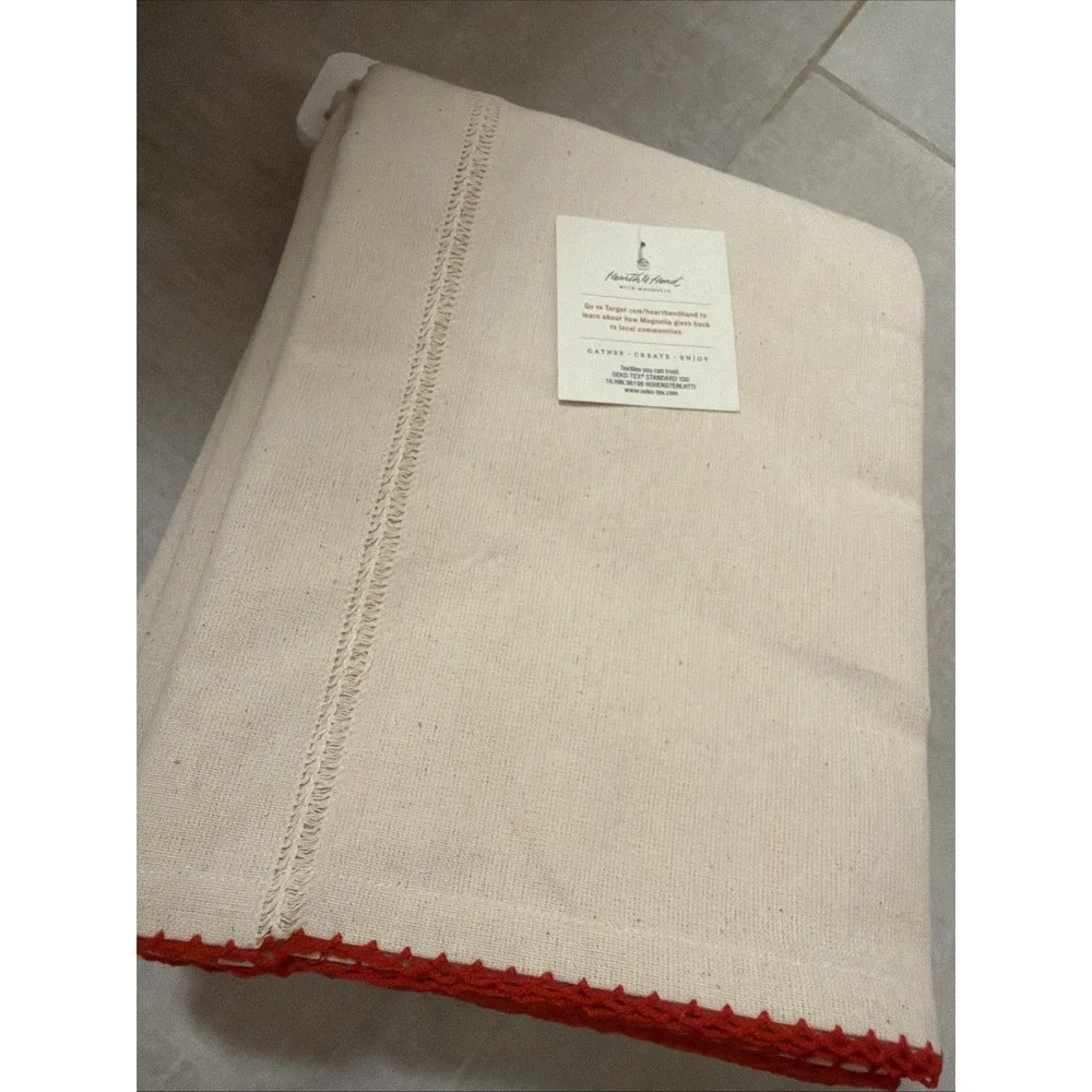 New Hearth & Hand With Magnolia Holiday Rectangle Tablecloth Beige Red  60x84
